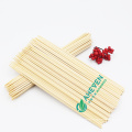 El pincho de bambú redondo de la fruta pega selecciones de bambú decorativas con el logotipo